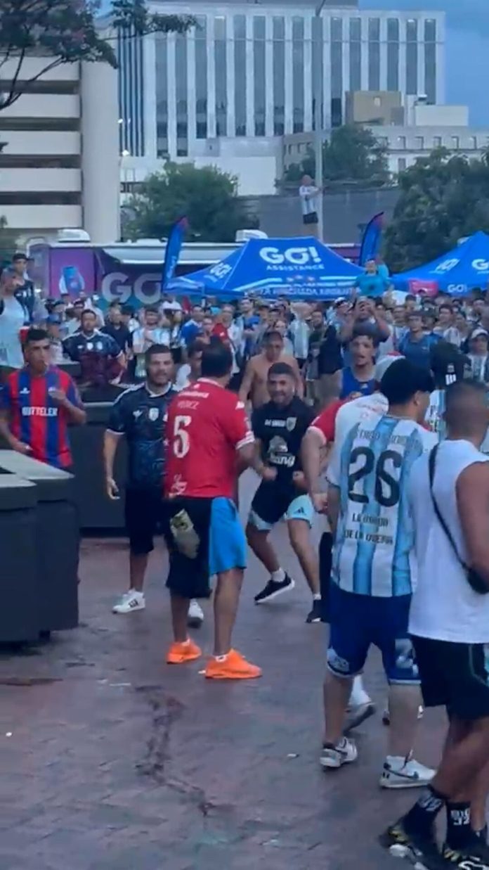 Sancionaron con derecho de admisión a los barras de San Lorenzo y Huracán que se pelearon en el Mundial: nombres y antecedentes