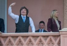 Se reactivó la pulseada entre Karina Milei y Santiago Caputo por áreas claves del Estado