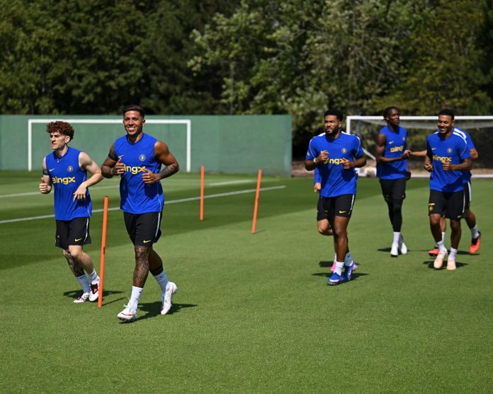 El Colo Barco tuvo su primer día en el Chelsea junto con Enzo Fernández: cuándo sería su debut