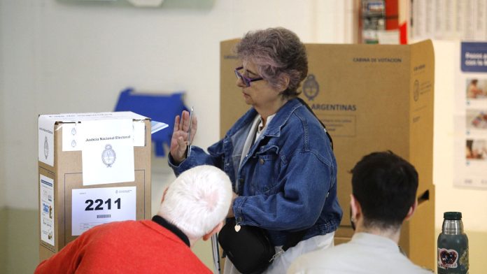 El escenario electoral hacia 2027: mayoría a favor de un cambio y preocupación por la situación económica