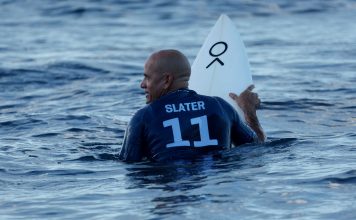 Kelly Slater, leyenda del surf, reveló cuál es su entrenamiento y dieta a los 54 años para continuar compitiendo