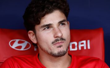 La estruendosa lluvia de silbidos que recibió Julián Álvarez de los fanáticos del Atlético de Madrid en el partido contra Villarreal
