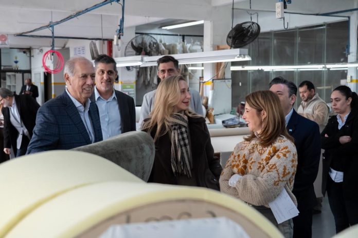 La Libertad Avanza sigue recorriendo CABA: Karina Milei encabezó una visita a una tradicional empresa porteña