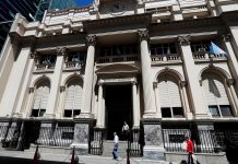 Milei evalúa darles lugar a los gobernadores en el directorio del BCRA para blindar la reforma en el Congreso