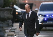 Sturzenegger defendió la fallida modificación a la Ley de Tierras: “Era elegir entre el miedo y la prosperidad”