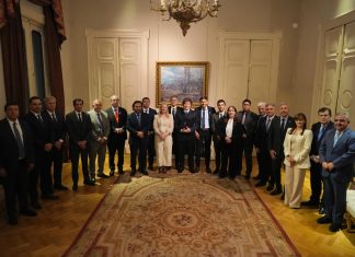 “Una gran mesa antikirchnerista”: el bloque político que gobernadores le proponen a la Casa Rosada para 2027