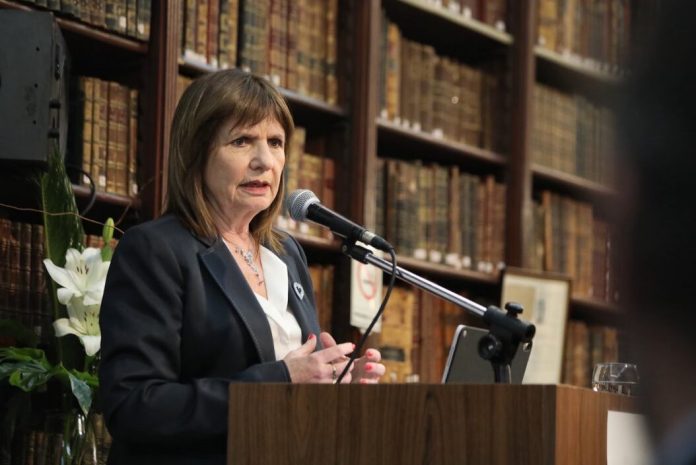 Bullrich confirmó que el Senado tratará el jueves la reforma de la Carta Orgánica del Banco Central