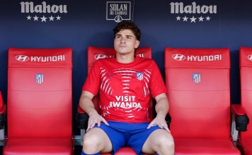 De los silbidos a los aplausos: el cambio del público del Atlético de Madrid con Julián Álvarez y el golazo que le sacaron en la línea