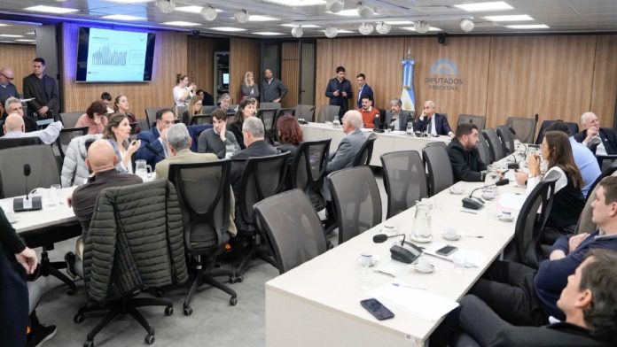 Diputados comenzó el debate por los proyectos de morosidad con acusaciones de dilación al oficialismo