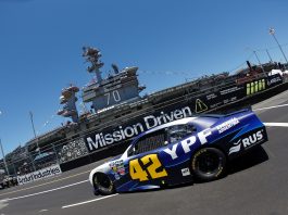 El argentino que busca hacer historia en la NASCAR y la chance de una carrera en nuestro país: “Quieren venir”