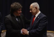 El cruce de Milei con un periodista británico sobre Malvinas y la promesa a los isleños si Argentina recupera la soberanía