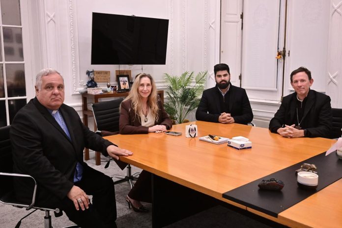 El Gobierno nacional y la Conferencia Episcopal anunciaron avances en la planificación de la visita de León XIV