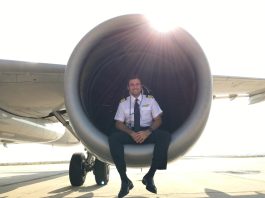 Es piloto de avión, se asoció con un argentino y usaron IA para diseñar una nueva forma de capacitar a la gente