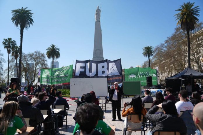Fracasó la paritaria universitaria: los gremios planean convocar a una quinta marcha nacional y suman tensión con el Gobierno