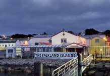 La Asamblea Legislativa de Malvinas defendió el derecho de los isleños a decidir su futuro