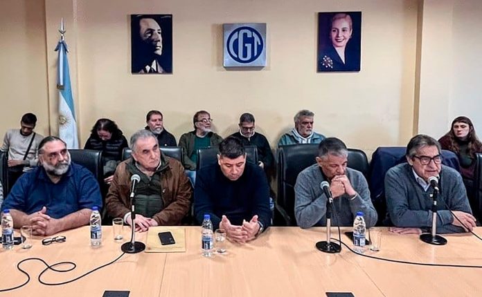 La CGT y las CTA hicieron un balance del plan de lucha contra Milei: qué pasará con el paro general