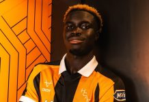 Un club de la Premier League denunció ataques racistas contra uno de sus nuevos fichajes