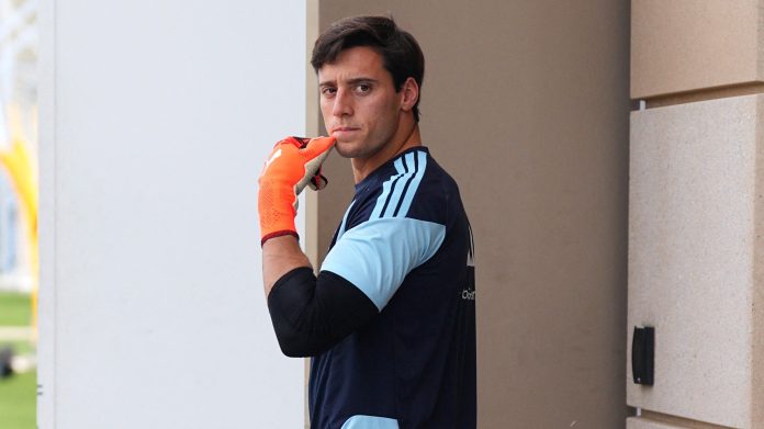 Una estrella mundial y una ex figura de Boca: los arqueros que River tiene en carpeta ante el interés europeo por Santiago Beltrán