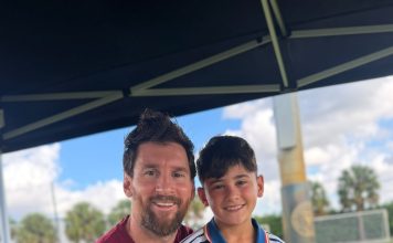 El álbum de fotos de Anto Roccuzzo que causó furor: la camiseta de fútbol que se “infiltró” en una imagen de Messi