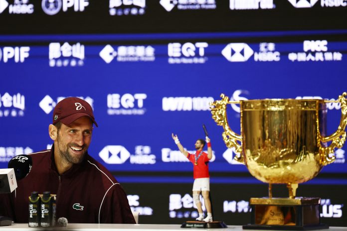 Novak Djokovic volvió a hacer historia: ganó el ATP de Beijing, llegó a 102 títulos y rompió otro récord