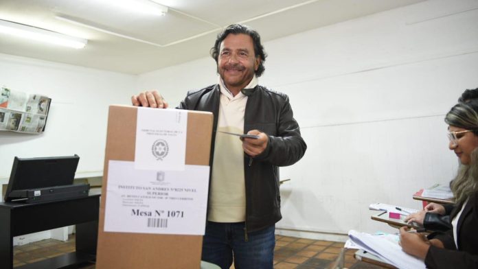Sáenz proyecta un nuevo mandato en Salta pero coquetea con transformarse en un actor nacional